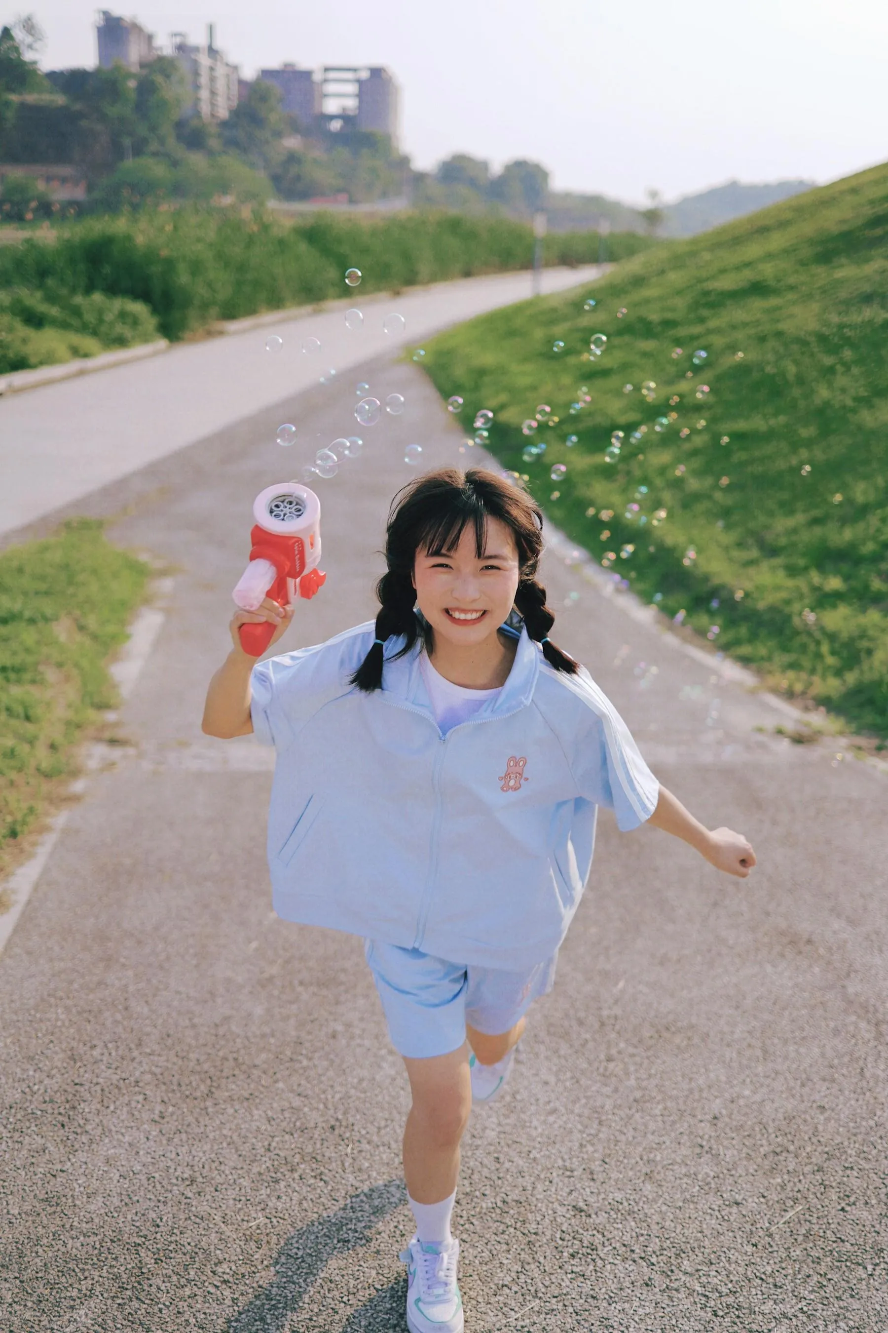 [艺图语] 2022.06.21 sport! 呼叫呼呼 [24P]插图3